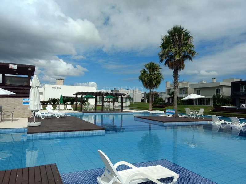 LOTE À VENDA PRÓXIMO AO LAGO E CLUBE: 30ª foto da galeria de imagens do imóvel
