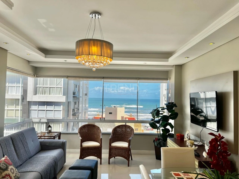 Três dormitórios junto a praça e com vista eterna para o mar.: 9ª foto da galeria de imagens do imóvel