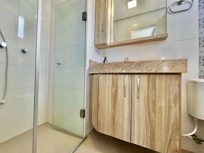 Três dormitórios junto a praça e com vista eterna para o mar.: 21ª foto da galeria de imagens do imóvel