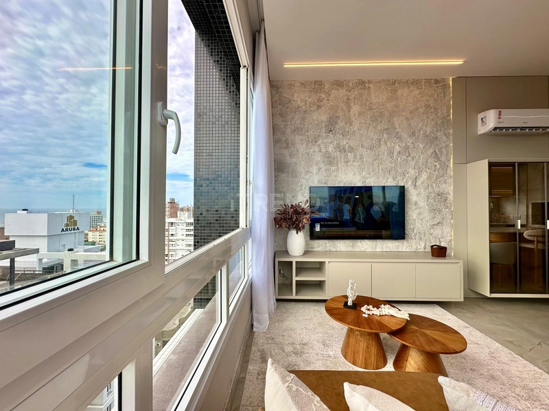 APARTAMENTO COM PÉ DIREITO DUPLO  À VENDA EM CAPÃO DA CANOA: 8ª foto da galeria de imagens do imóvel