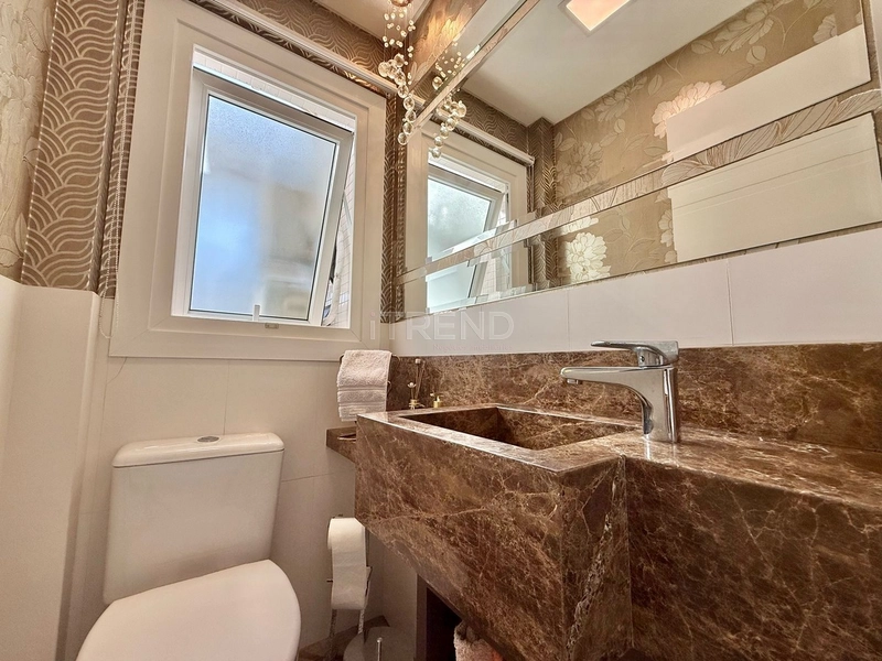 De frente para avenida !: 25ª foto da galeria de imagens do imóvel