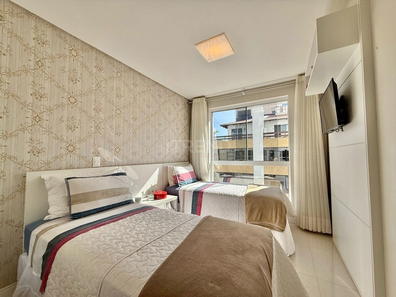 De frente para avenida !: 20ª foto da galeria de imagens do imóvel