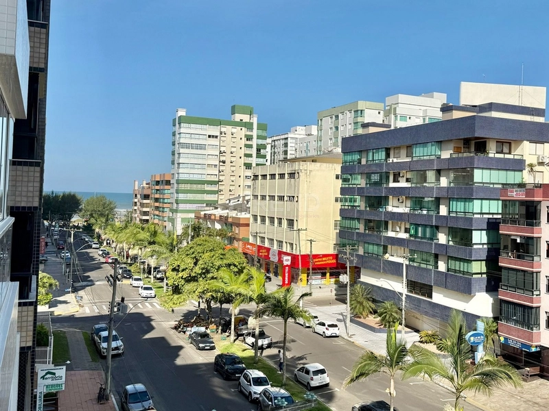 De frente para avenida !: 13ª foto da galeria de imagens do imóvel