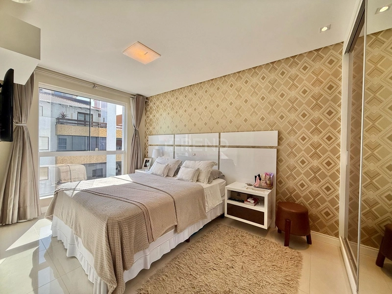 De frente para avenida !: 27ª foto da galeria de imagens do imóvel