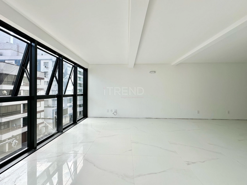 APARTAMENTO À VENDA  COM SACADA DE FRENTE,TERRAÇO E  INFRA: 11ª foto da galeria de imagens do imóvel