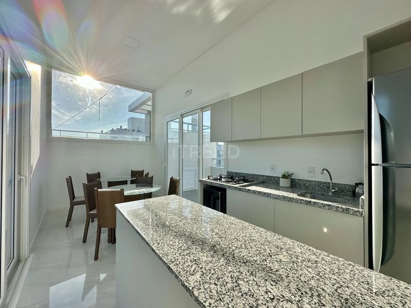 APARTAMENTO À VENDA  COM SACADA DE FRENTE,TERRAÇO E  INFRA: 3ª foto da galeria de imagens do imóvel