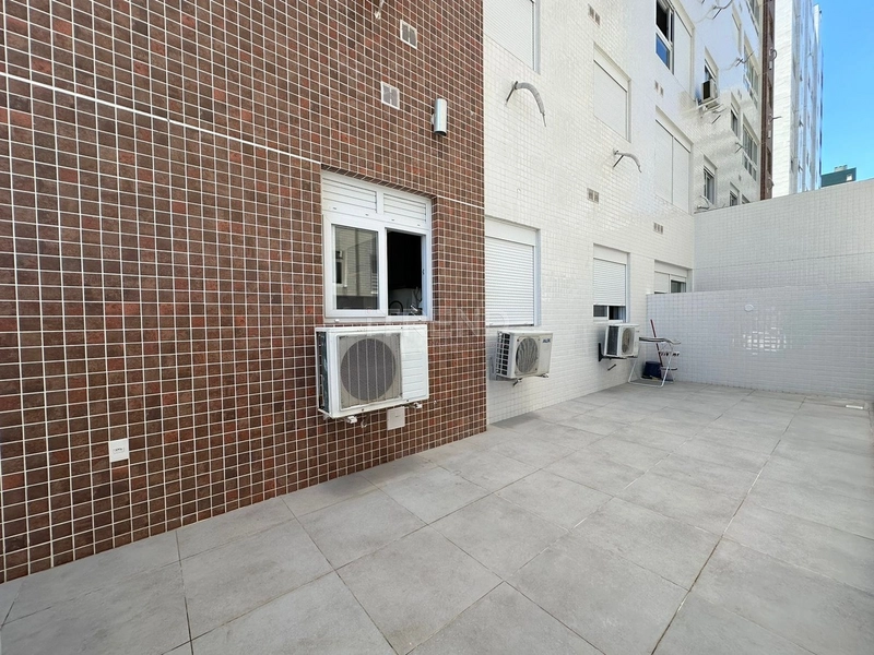 Apartamento novo com terraço em "L": 20ª foto da galeria de imagens do imóvel