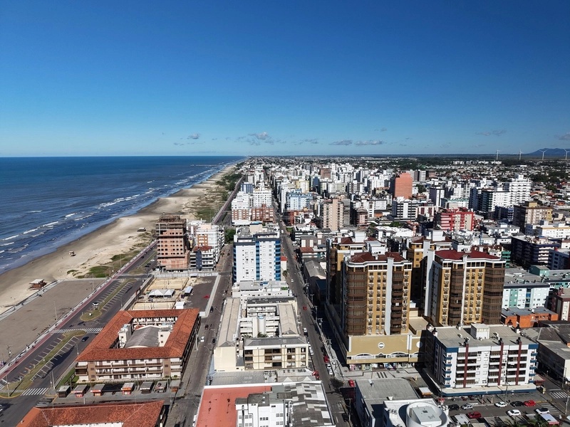 APARTAMENTO COM SACADA DE FRENTE, JUNTO AO MAR NO CORAÇÃO DA CIDADE: 22ª foto da galeria de imagens do imóvel