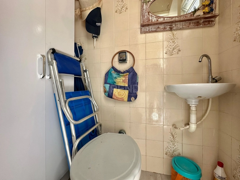 APARTAMENTO COM SACADA DE FRENTE, JUNTO AO MAR NO CORAÇÃO DA CIDADE: 15ª foto da galeria de imagens do imóvel