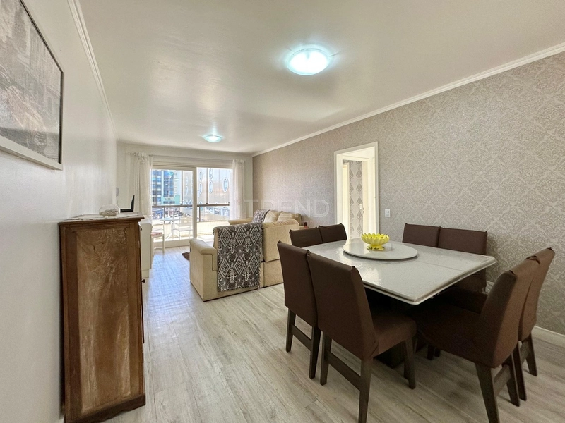 APARTAMENTO COM SACADA DE FRENTE, JUNTO AO MAR NO CORAÇÃO DA CIDADE: 4ª foto da galeria de imagens do imóvel