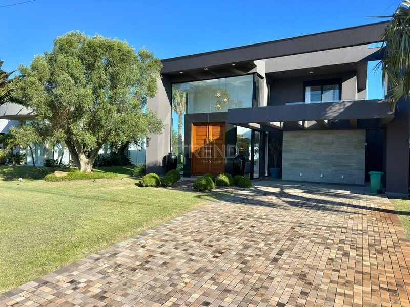 LINDO SOBRADO CONTEMPORÂNEO NO CONDOMÍNIO  ENSEADA LAGOS XANGRI-LÁ: 28ª foto da galeria de imagens do imóvel