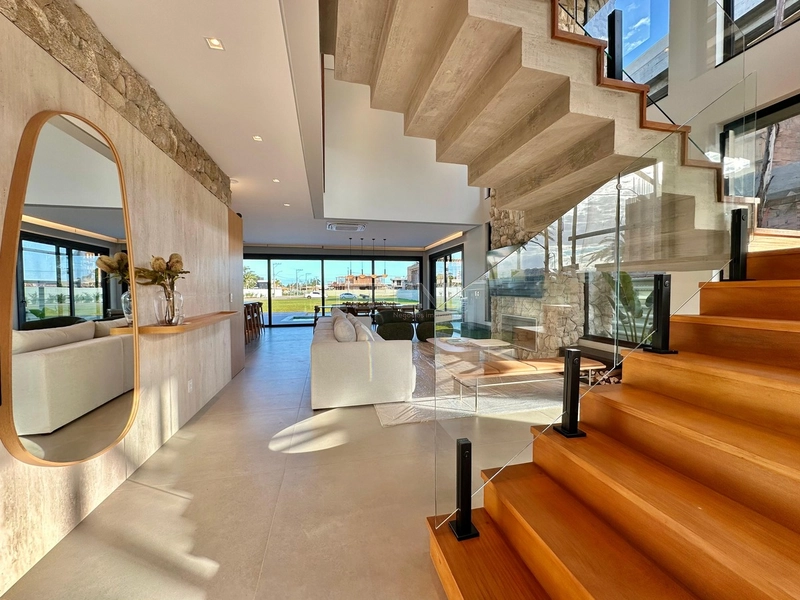 LINDA CASA Á BEIRA LAGO NO CONDOMÍNIO AMARE: 5ª foto da galeria de imagens do imóvel