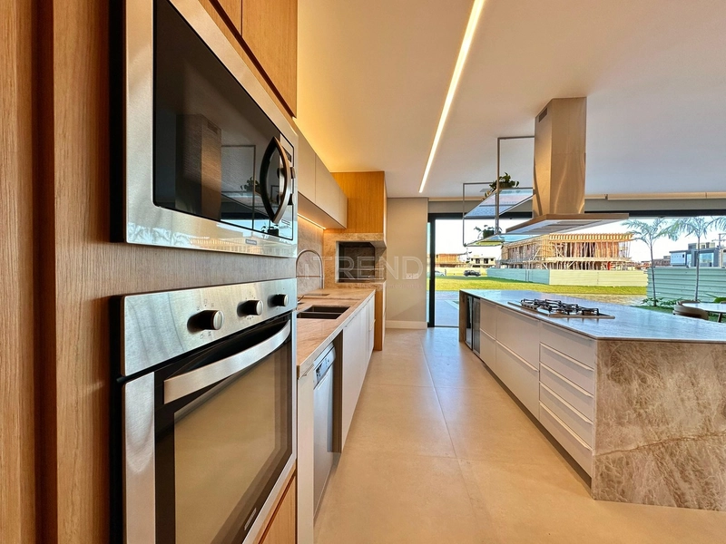 LINDA CASA Á BEIRA LAGO NO CONDOMÍNIO AMARE: 18ª foto da galeria de imagens do imóvel