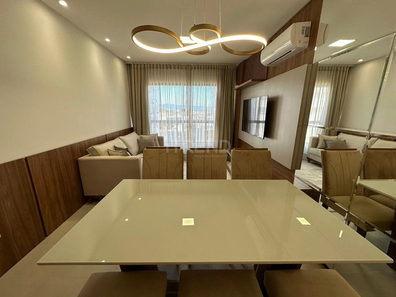 Mobiliado e Decorado: 2ª foto da galeria de imagens do imóvel