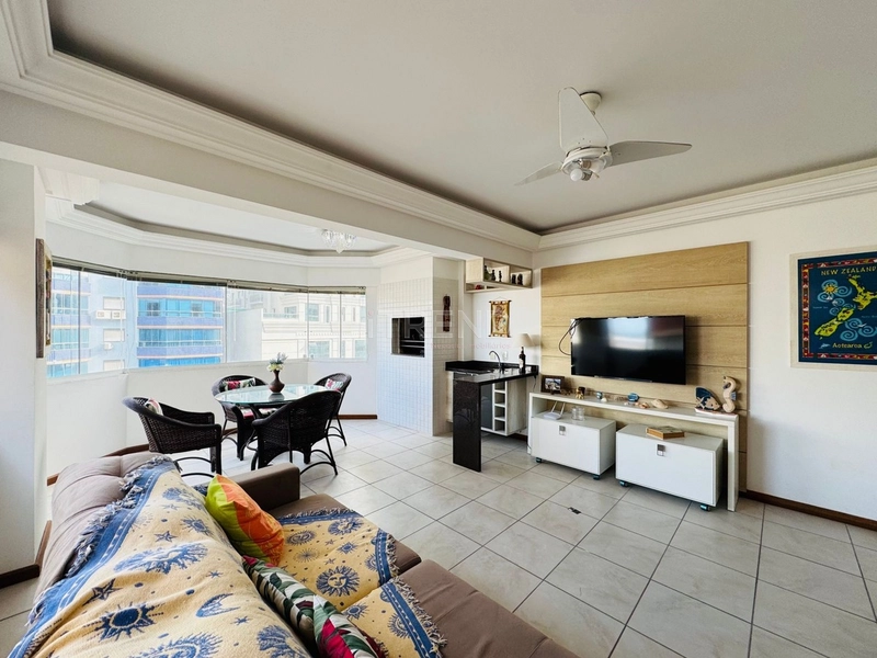 Apartamento com vista para o mar de todos os cômodos: 9ª foto da galeria de imagens do imóvel