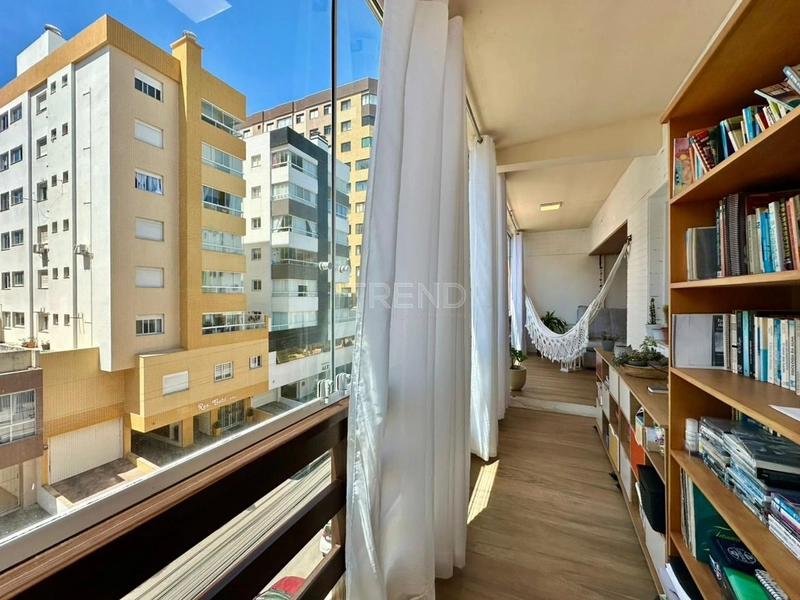 COBERTURA LESTE NORTE NO CENTRO DE CAPÃO DA CANOA: 2ª foto da galeria de imagens do imóvel