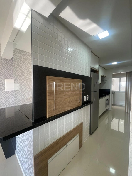 AMPLO APARTAMENTO DE FRENTE: 7ª foto da galeria de imagens do imóvel