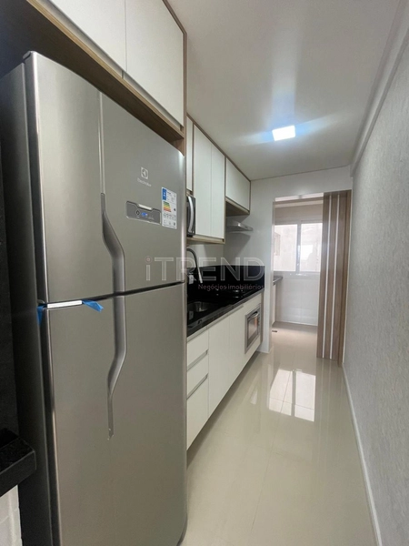 AMPLO APARTAMENTO DE FRENTE: 8ª foto da galeria de imagens do imóvel