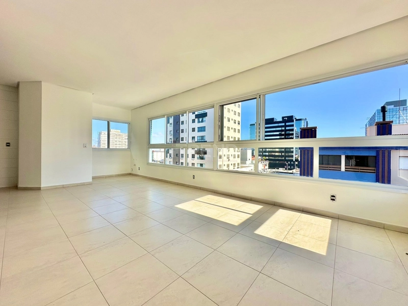 APARTAMENTO À VENDA SACADA DE FRENTE EM CAPÃO DA CANOA!: 1ª foto da galeria de imagens do imóvel