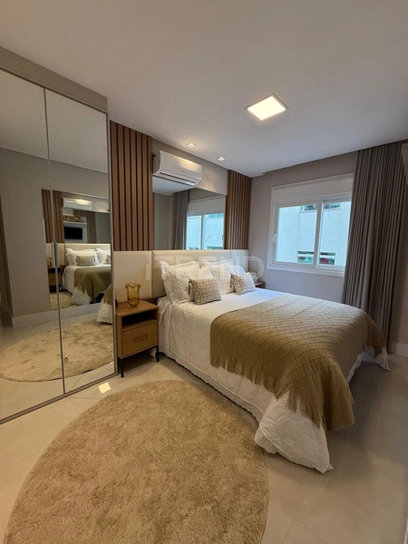 Apartamento no centro com vista panorâmica para o mar.: 11ª foto da galeria de imagens do imóvel