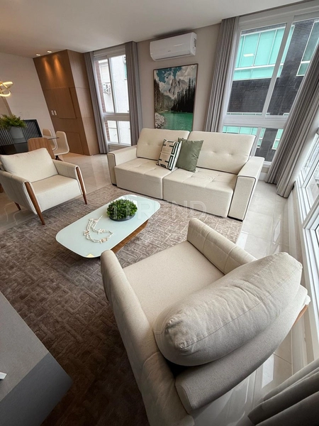 Apartamento no centro com vista panorâmica para o mar.: 3ª foto da galeria de imagens do imóvel