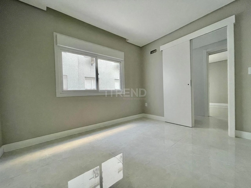 Apto Novo em Frente à Praça: 9ª foto da galeria de imagens do imóvel