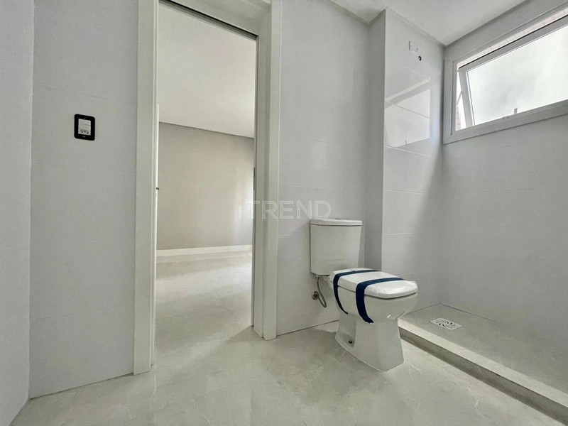 Apto Novo em Frente à Praça: 7ª foto da galeria de imagens do imóvel