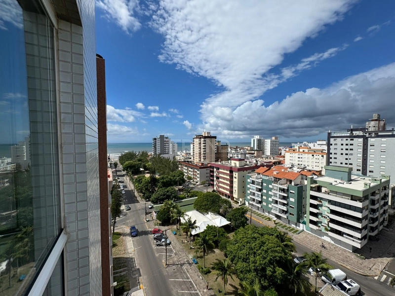De frente para a Praça Flávio Boianovski: 11ª foto da galeria de imagens do imóvel