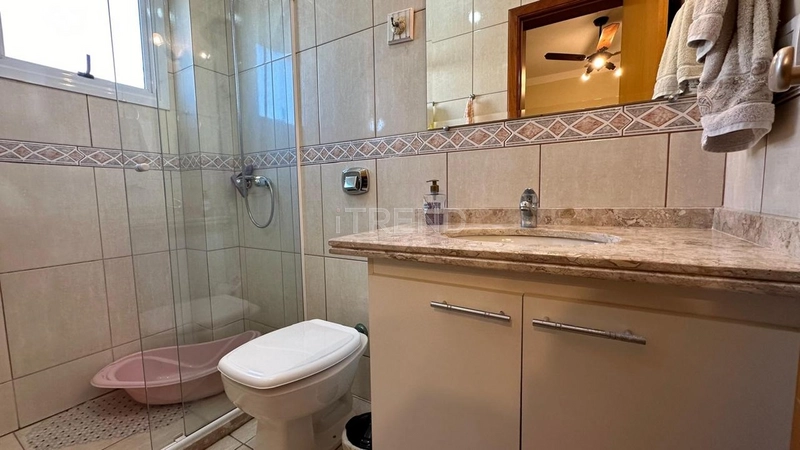 Frente Avenida: 25ª foto da galeria de imagens do imóvel