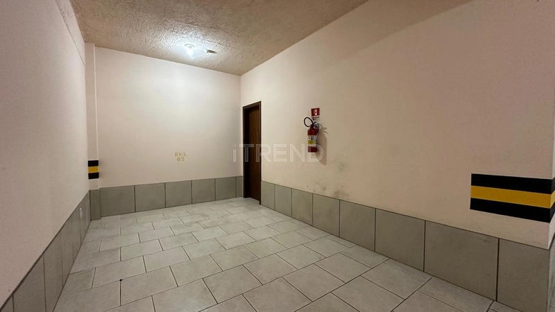 Frente Avenida: 26ª foto da galeria de imagens do imóvel