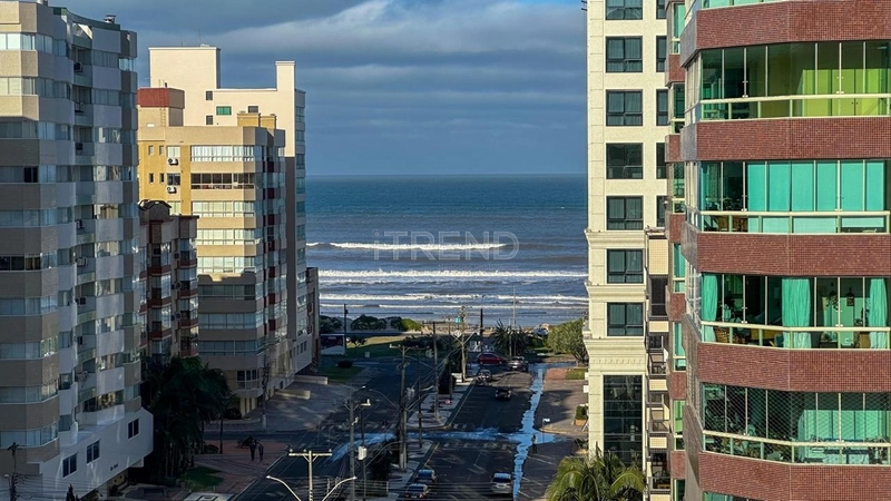 Frente Avenida: 10ª foto da galeria de imagens do imóvel