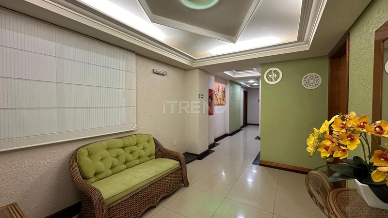 Frente Avenida: 29ª foto da galeria de imagens do imóvel