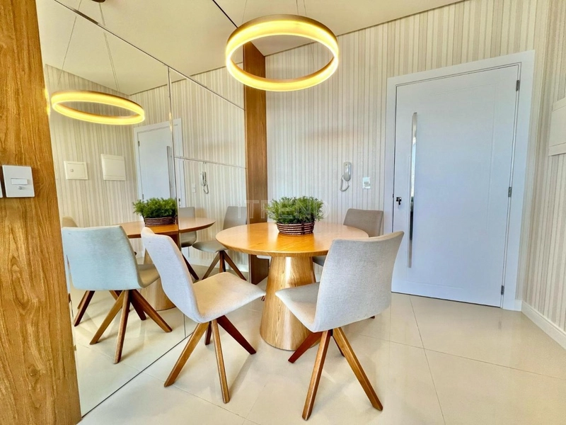 Apto 2 dormitórios mobiliado e decorado.: 3ª foto da galeria de imagens do imóvel