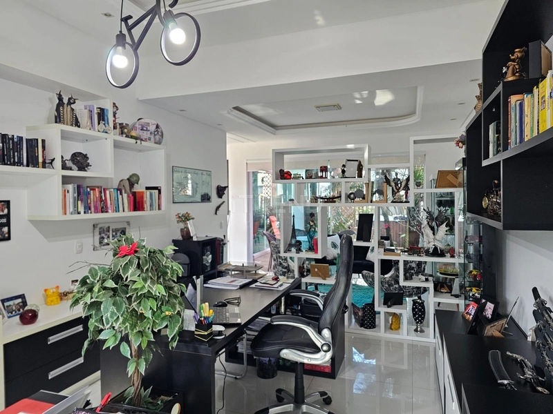 Lindo Sobrado no Condado de Capão: 36ª foto da galeria de imagens do imóvel
