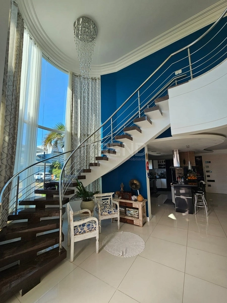Lindo Sobrado no Condado de Capão: 8ª foto da galeria de imagens do imóvel