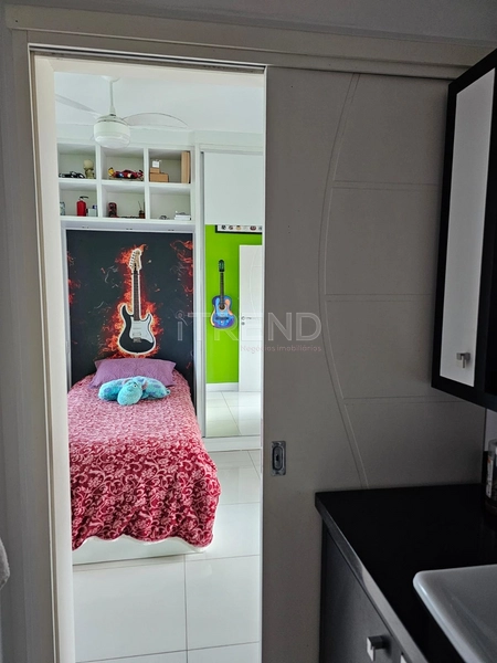Lindo Sobrado no Condado de Capão: 53ª foto da galeria de imagens do imóvel