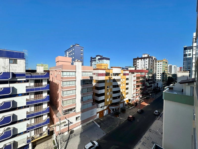 Ampla sacada de frente!: 11ª foto da galeria de imagens do imóvel