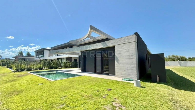 CAPÃO ILHAS RESORT: 12ª foto da galeria de imagens do imóvel