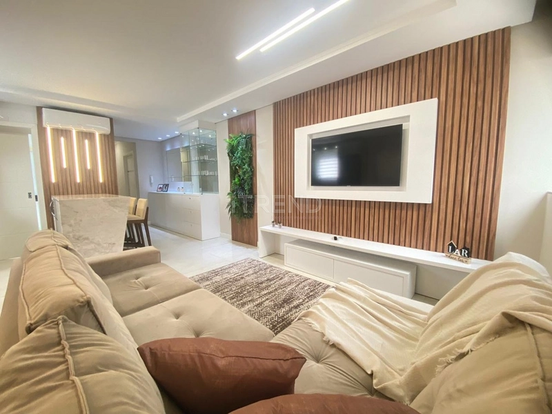 MOBILIADO E DECORADO