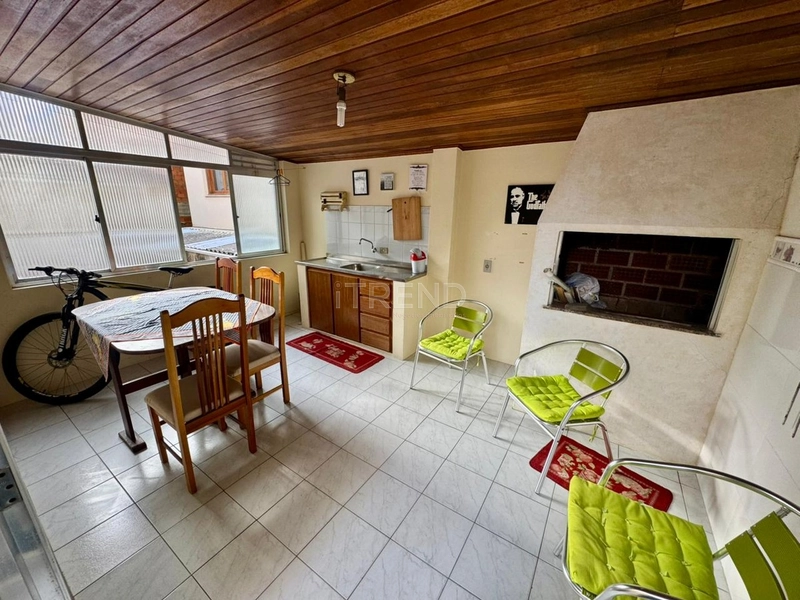 EM FRENTE A PRAÇA DA FLÁVIO: 2ª foto da galeria de imagens do imóvel