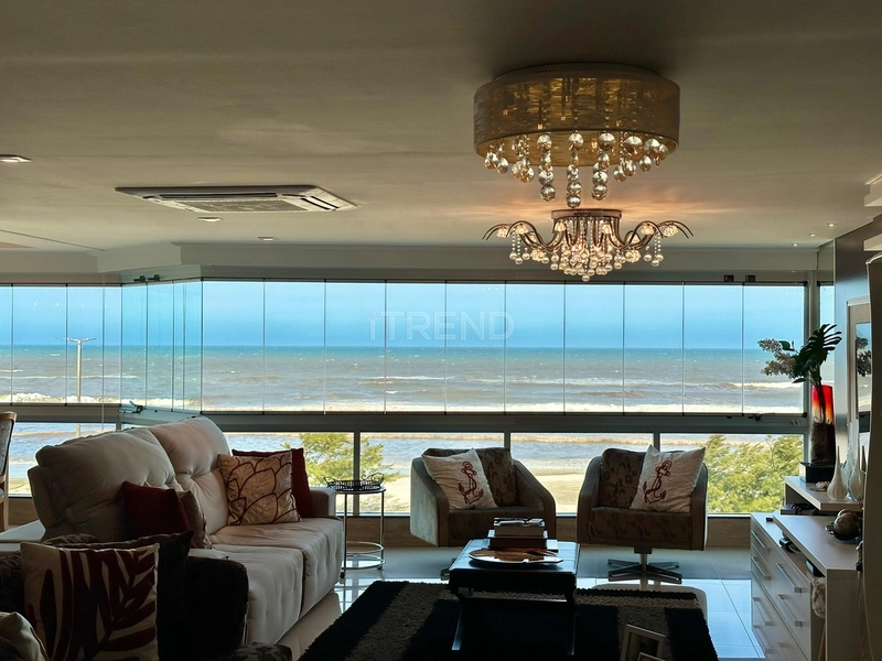 APARTAMENTO COM AMPLA SACADA DE FRETE PARA O MAR: 4ª foto da galeria de imagens do imóvel