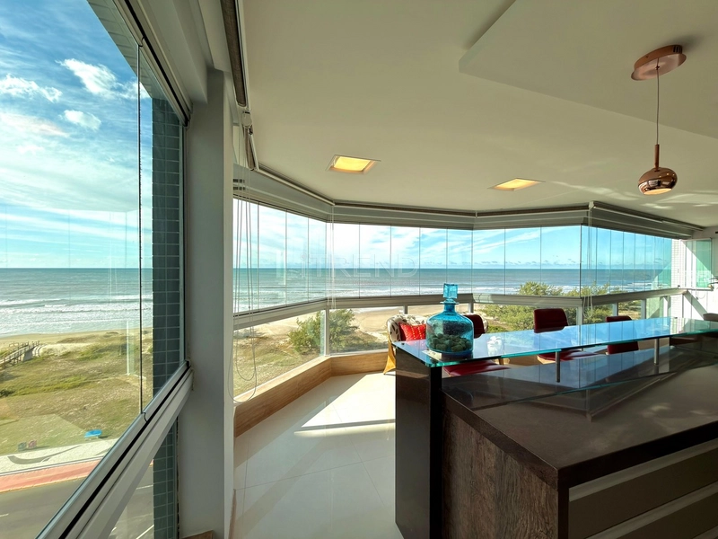 APARTAMENTO DE FRENTE PARA O MAR: 16ª foto da galeria de imagens do imóvel