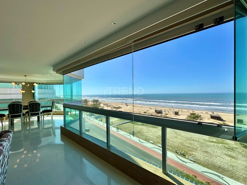 APARTAMENTO RARIDADE À VENDA NA BEIRA-MAR EM CAPÃO DA CANOA!: 1ª foto da galeria de imagens do imóvel