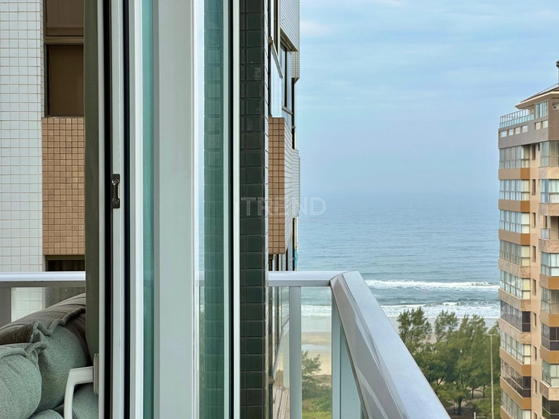 APARTAMENTO COM VISTA PARA O MAR E INFRA COMPLETA