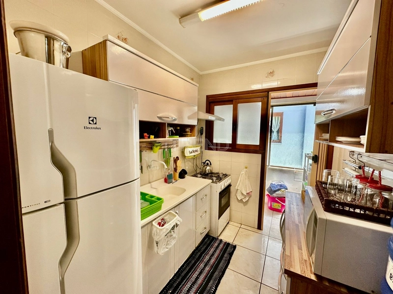 1 dormitório bem mobiliado no centro: 2ª foto da galeria de imagens do imóvel