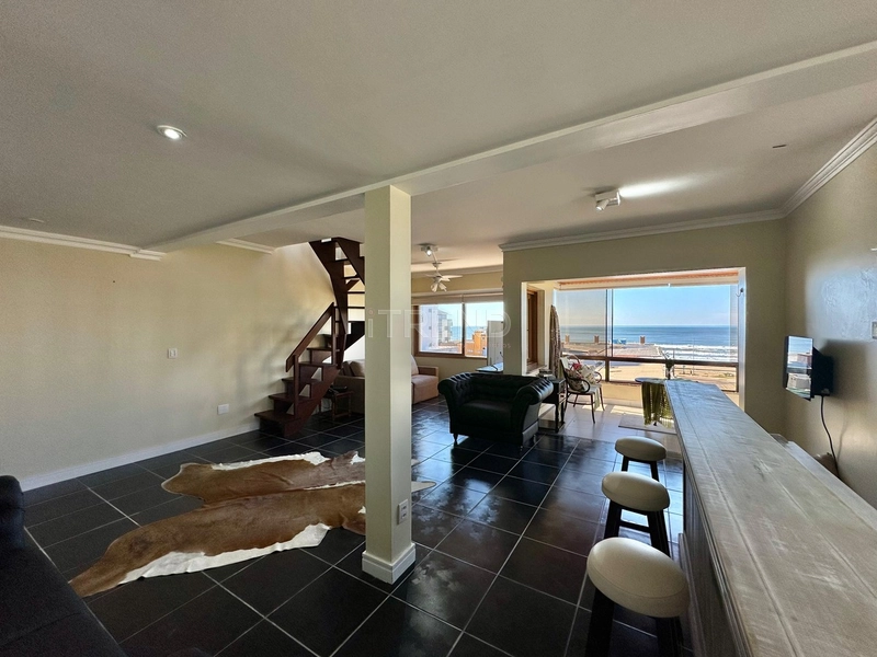 COBERTURA DUPLEX COM TERRAÇO VISTA LIBERADA PARA O MAR E PRAÇA FLÁVIO: 14ª foto da galeria de imagens do imóvel