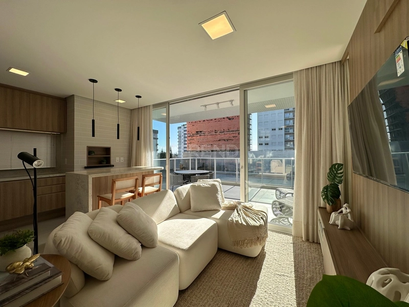 APARTAMENTO À VENDA TERRAÇO, MOBILIADO E DECORADO!