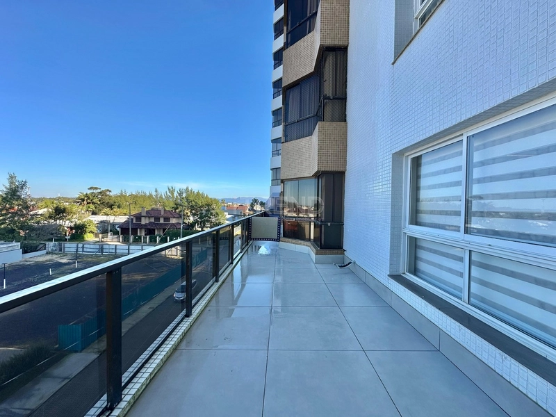 AMPLO APARTAMENTO DE FRENTE PARA O MAR E COM VISTA LIBERADA TANTO PARA: 16ª foto da galeria de imagens do imóvel