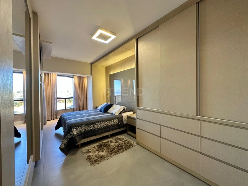 AMPLO APARTAMENTO DE FRENTE PARA O MAR E COM VISTA LIBERADA TANTO PARA: 24ª foto da galeria de imagens do imóvel