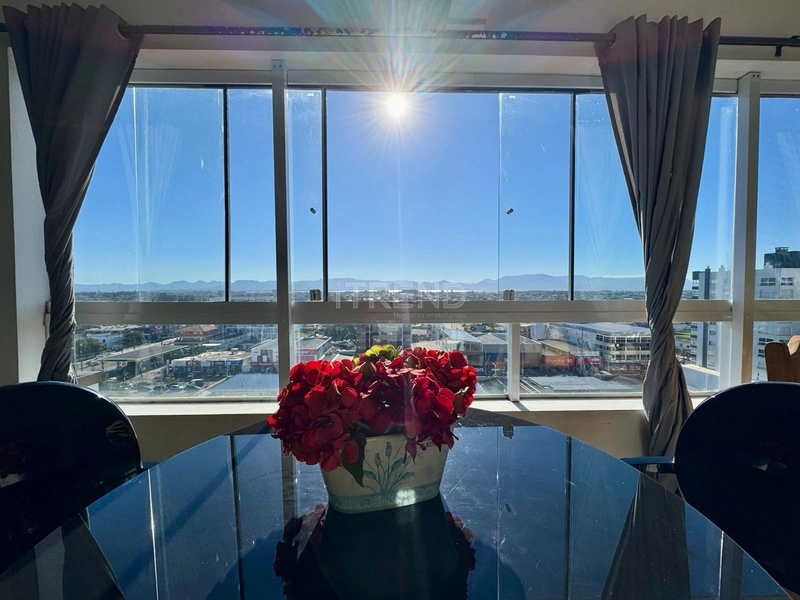 BELÍSSIMA VISTA PARA A SERRA